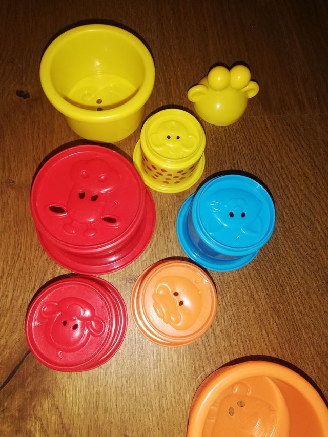 Juguete madera encajables