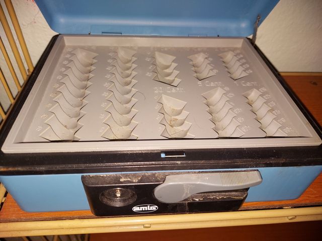 cajas de metal con cerradura