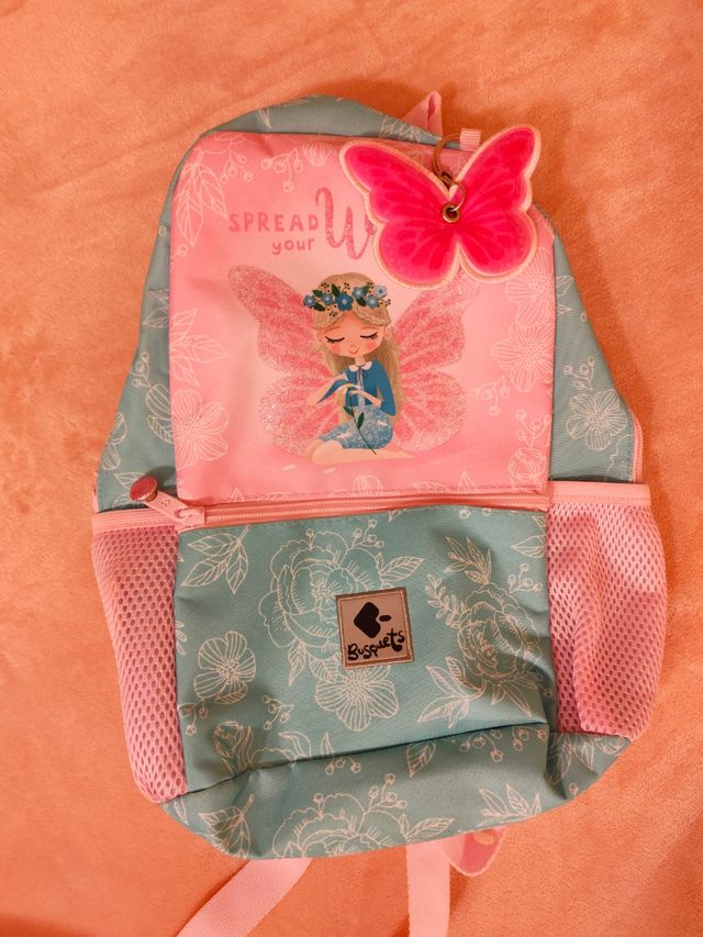 mochila pequeña de Santoro Gorjuss.Nueva