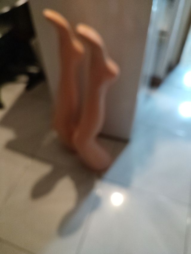 piernas escaparates cada una 4.