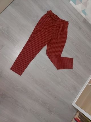 Pantalon cuadros kiabi talla 36 de segunda mano por 5 EUR en Estrada de  Reza en WALLAPOP