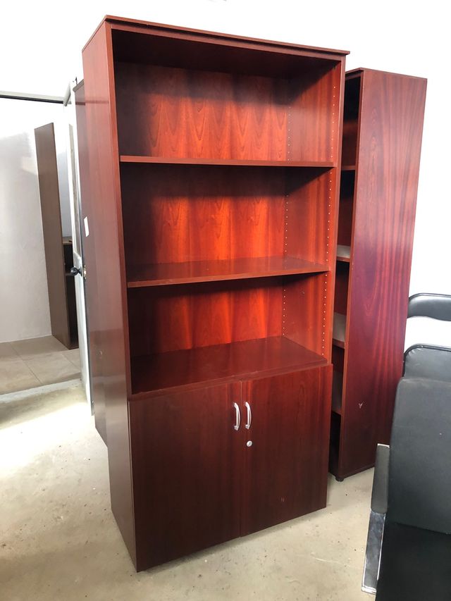 Se vende todo tipo de material de oficina