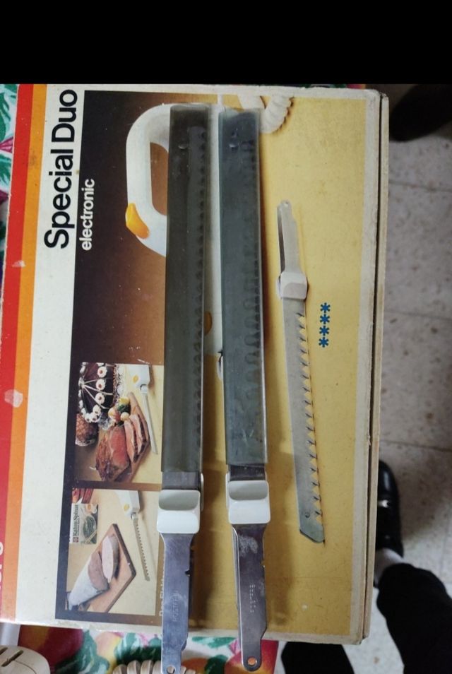 Cuchillo Eléctrico Vintage