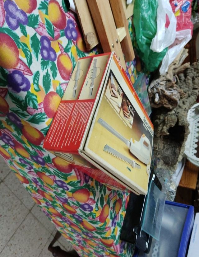 Cuchillo Eléctrico Vintage