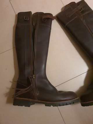 Botas monteria o monta de segunda mano por 70 EUR en Madrid en WALLAPOP