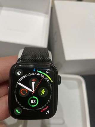 Apple Watch serie 4 lte caja de acero de segunda mano por 260 EUR en Monda  en WALLAPOP