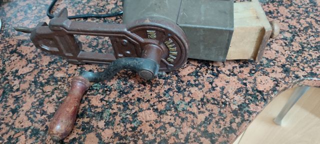 rallador de almendras o queso