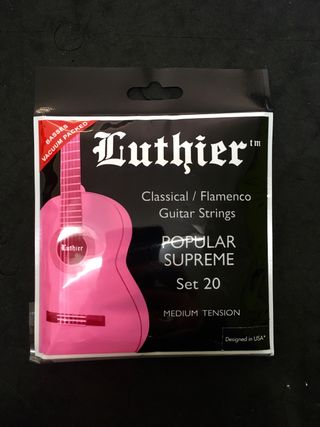 Juego Cuerdas Guitarra Clásica LUTHIER 20 Súper Carbón LU-20SC | Musikarte  Instrumentos