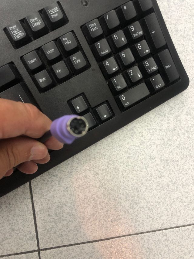 Teclado PC marca DELL