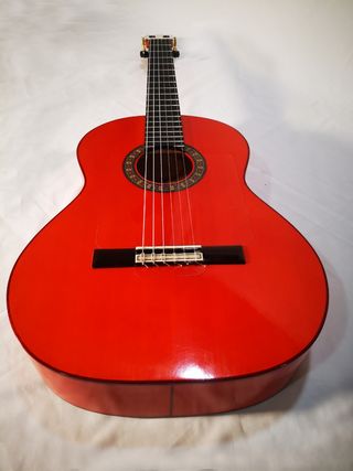 Guitarra flamenca de segunda mano en Cornellà de Llobregat en WALLAPOP