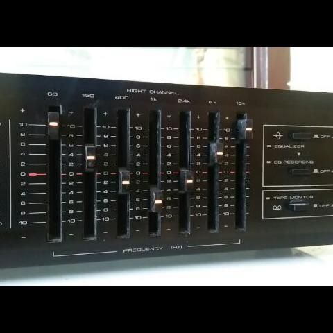 ecualizador estéreo
PIONEER GRAPHIC GR-560