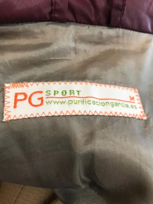 Cazadora de plumas Purificación García