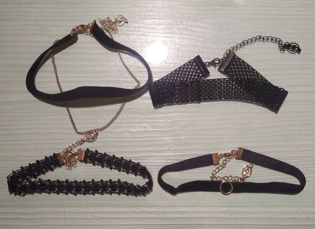 Pack de 4 collares sin estrenar