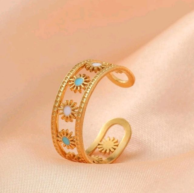 Pack de 3 collares y 2 anillos sin estrenar