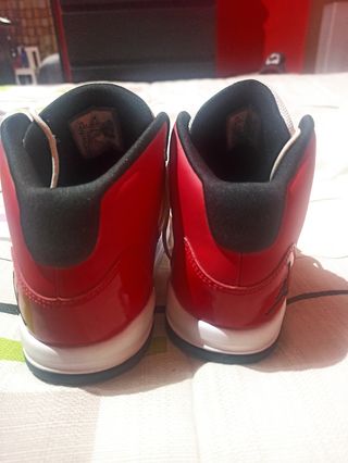 Nike Jordan Talla 34 de segunda mano por 30 EUR en Illescas en WALLAPOP