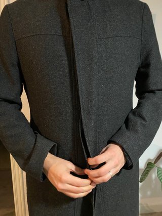 Abrigo Etiem de segunda mano por 55 EUR en Terrassa en WALLAPOP