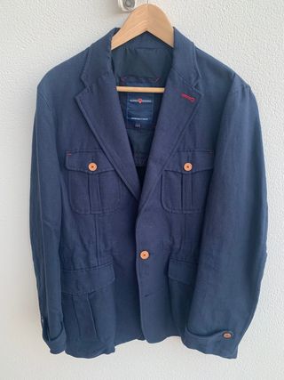 Chaqueta Alvaro Moreno de segunda mano por 35 EUR en Sanlúcar de Barrameda  en WALLAPOP