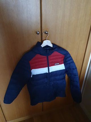 Abrigo Plumas Niño Jack \u0026amp; Jones de segunda mano por 16 EUR en Valladolid  en WALLAPOP
