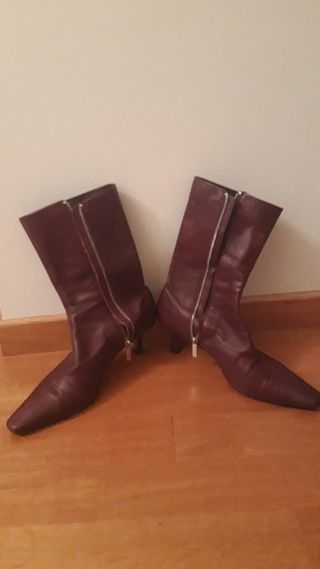 Botas mujer zara de segunda mano por 20 EUR en A Coruña en WALLAPOP