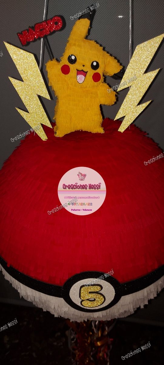 PIÑATA POKEBOLA PIKACHU