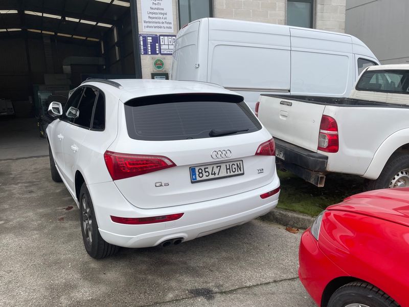Audi Q5 2010 - foto 1