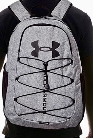 Mochila Under Armour impermeable nueva de segunda mano por 38 EUR en Jaén  en WALLAPOP