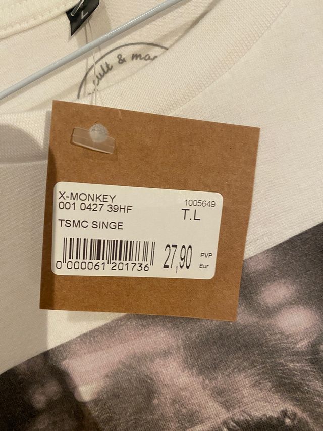 Camiseta ilustración moderna