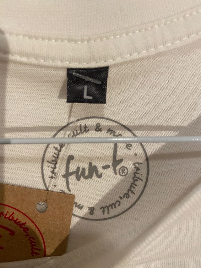 Camiseta ilustración moderna