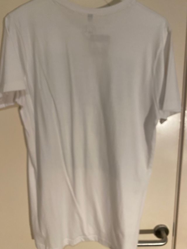 Camiseta ilustración moderna