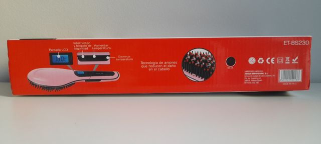 Cepillo alisador de pelo profesional.