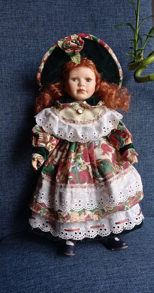muñeca de porcelana