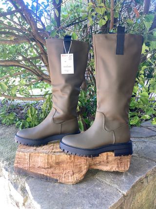 Botas altas engomadas talla 36 Pull ! de segunda mano por 25 EUR en  Igualada en WALLAPOP