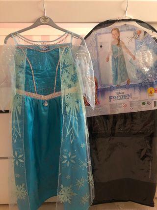 Disfraz Elsa Frozen talla 5\\/7 de segunda mano por 15 EUR en Armilla en  WALLAPOP