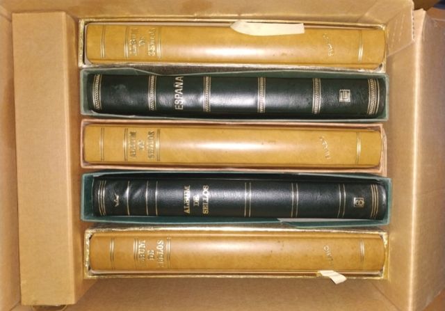 Colección sellos muy cuidada. 1962-1992,