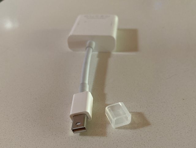 Adaptador Apple Macbook de Thunderbolt 2 a VGA