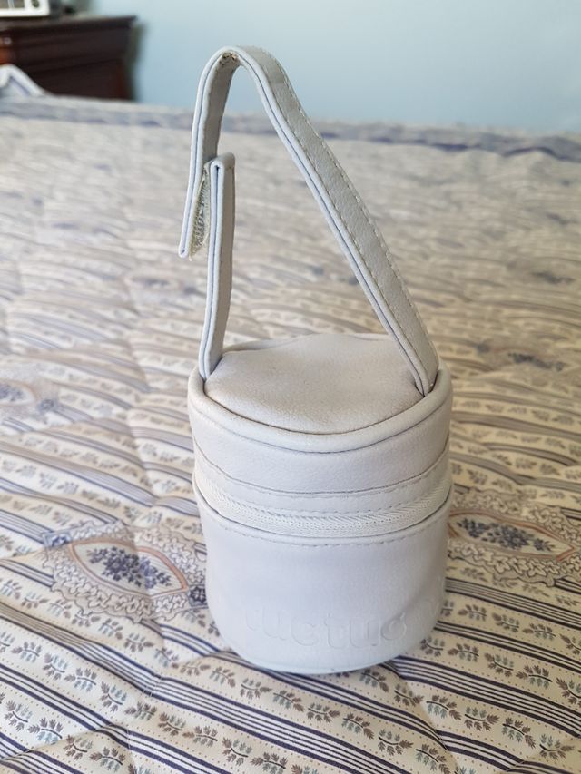 Porta chupetes Tuc Tuc