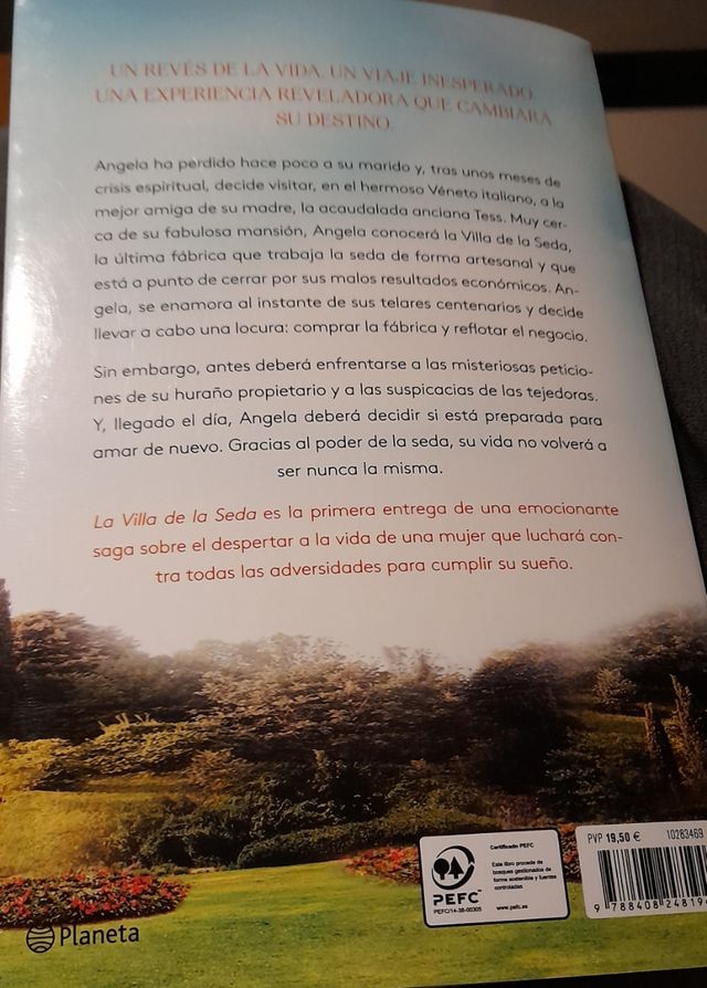 libro "La villa de la seda" de Tabea Bach