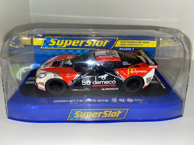Coche Scalextric Corvette C6.R GT2 Larbre