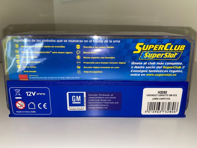 Coche Scalextric Corvette C6.R GT2 Larbre