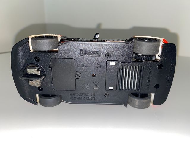 Coche Scalextric Corvette C6.R GT2 Larbre