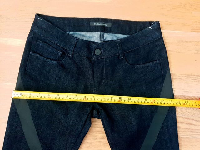 Vaqueros Chalayan Mavi talla 38. A ESTRENAR!!
