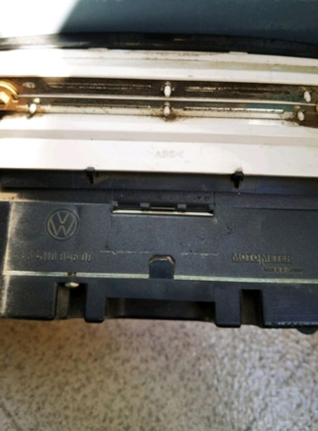 Cuadro instrumentos VOLKSWAGEN GOLF III