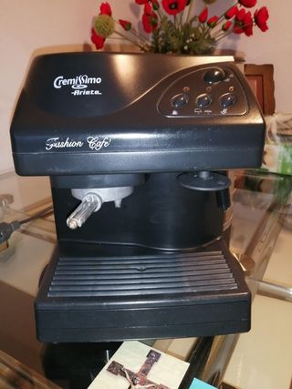 Cafetera Expresso de brazo Ariete de segunda mano por 25 EUR en Conil de la  Frontera en WALLAPOP