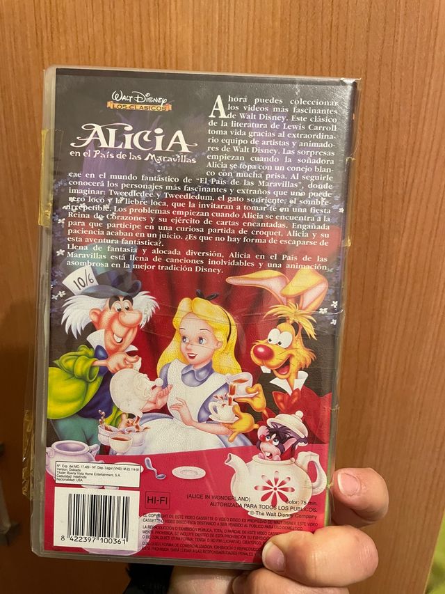 Alicia en el país de las maravillas vhs PRECINTADA