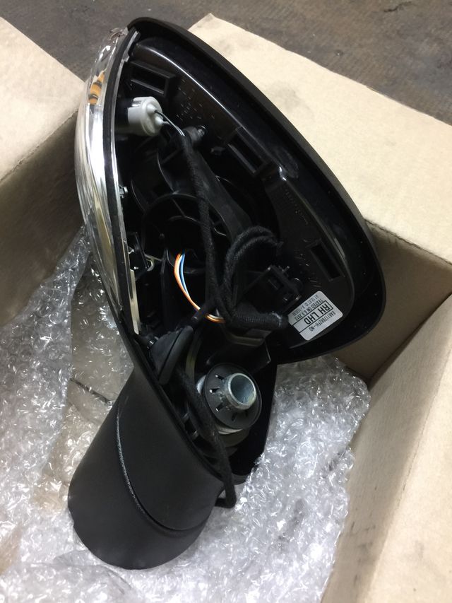 Retrovisor derecho Ford Fiesta