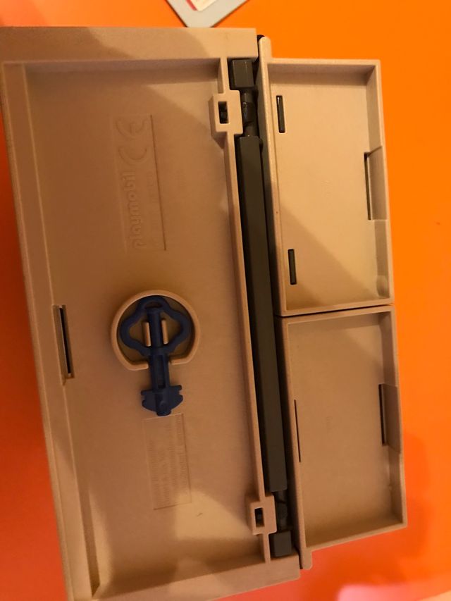 Caja cuartel policía de Playmobil