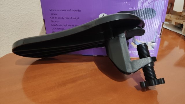 reposabrazos de mesa
