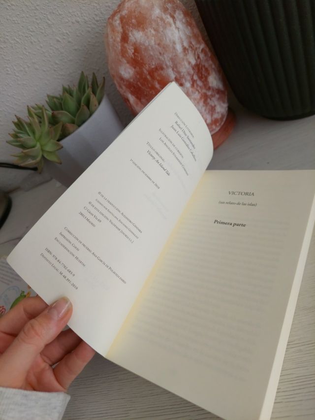 VICTORIA: UN RELATO DE LAS ISLAS