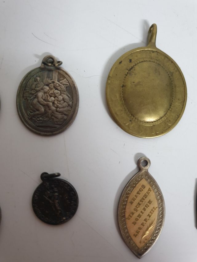 Lote 10 medallas papales