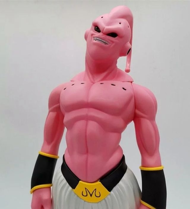 replica de 44cm de Majin Boo